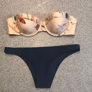 Triangl bathing suit set